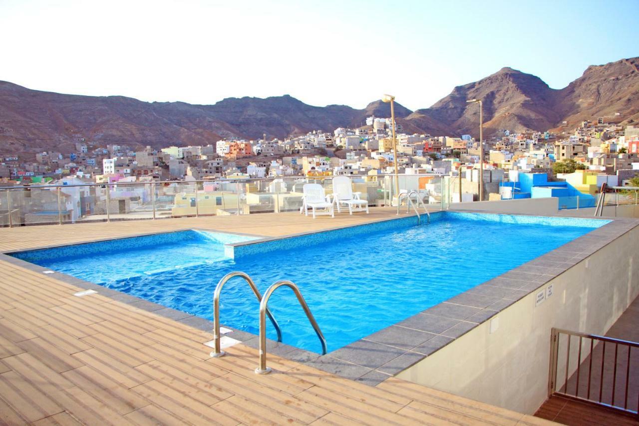 Apartment With Pool In Mindelo Eksteriør bilde