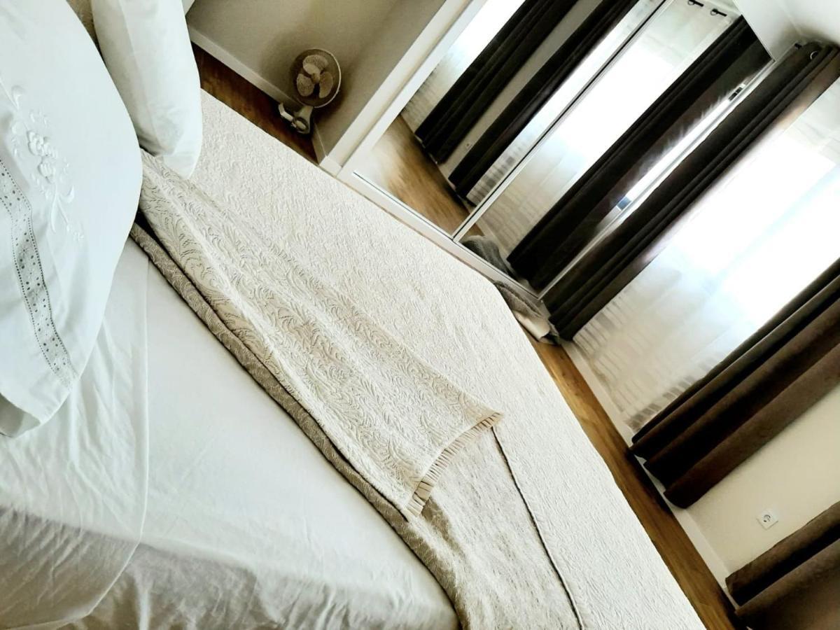 Apartment With Pool In Mindelo Eksteriør bilde
